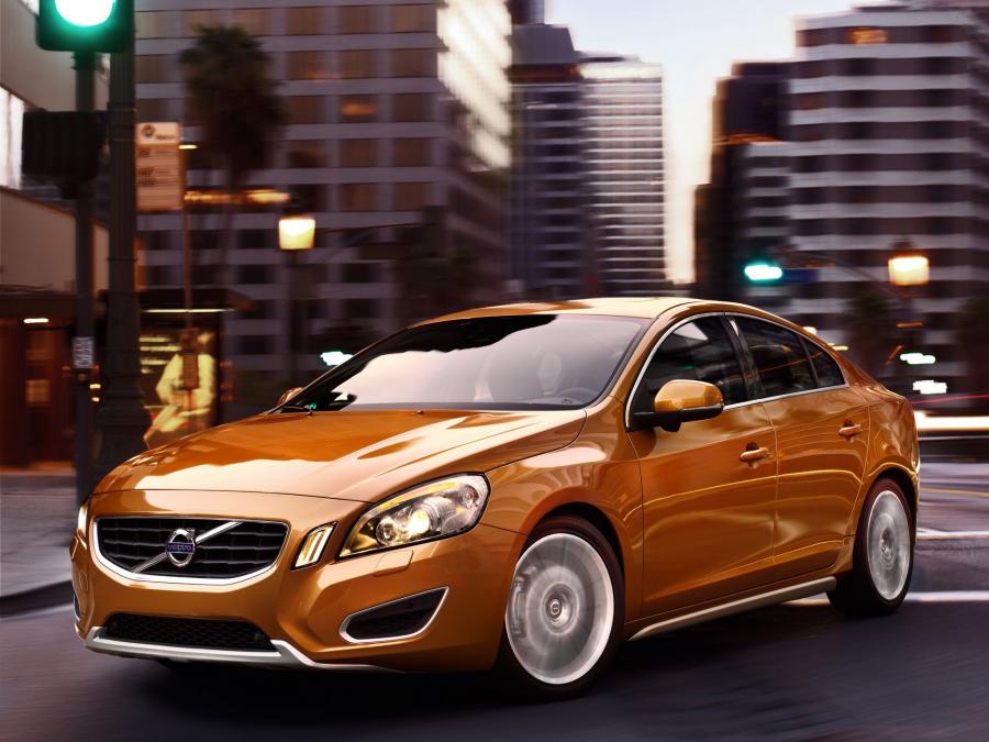 Volvo S60 2010 года  (фото 78 из 226)